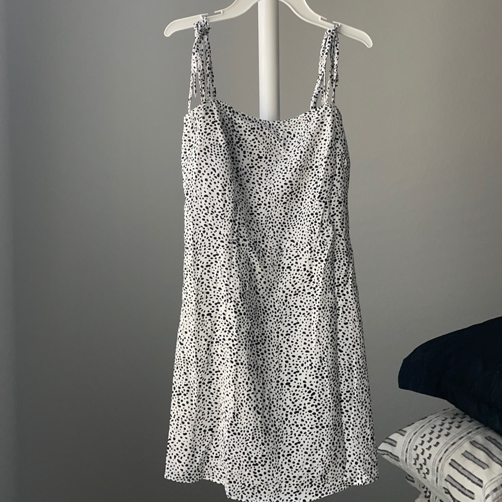 dotted / dalmatian print tie dress